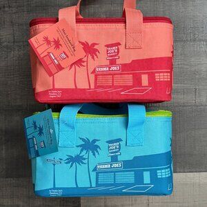TRADER JOE'S NWT INSULATED LUNCH BAGS. Peach & Blue LIMITED EDITION Set of 2